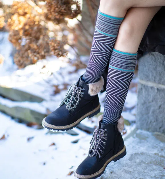 76% Rich Merino Wool Everyday Compression Socks (15-20mmHg) - Zig-Zag