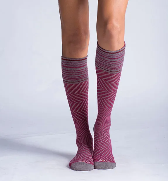 76% Rich Merino Wool Everyday Compression Socks (15-20mmHg) - Zig-Zag