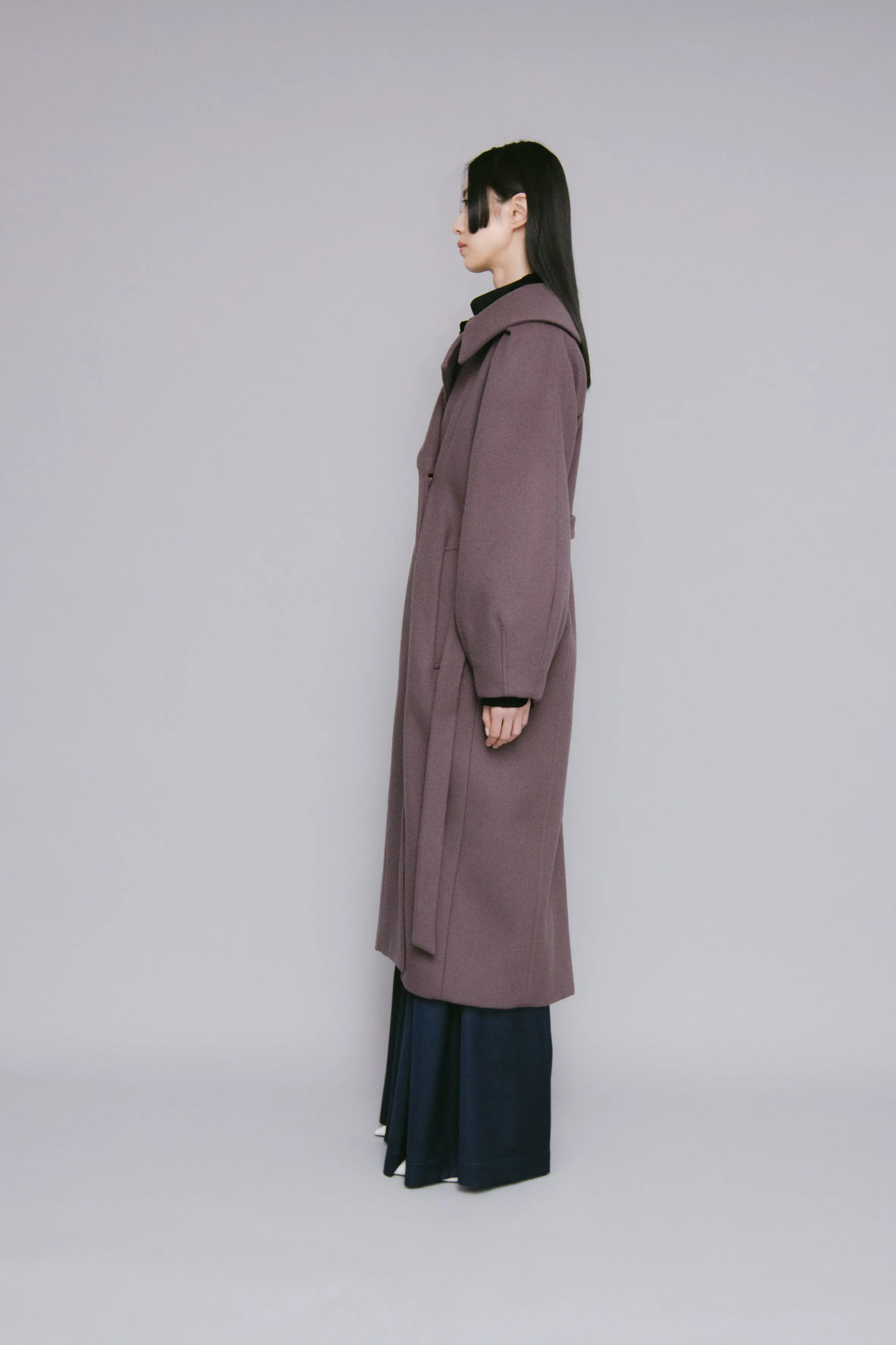 Curvy wool coat (Purple)