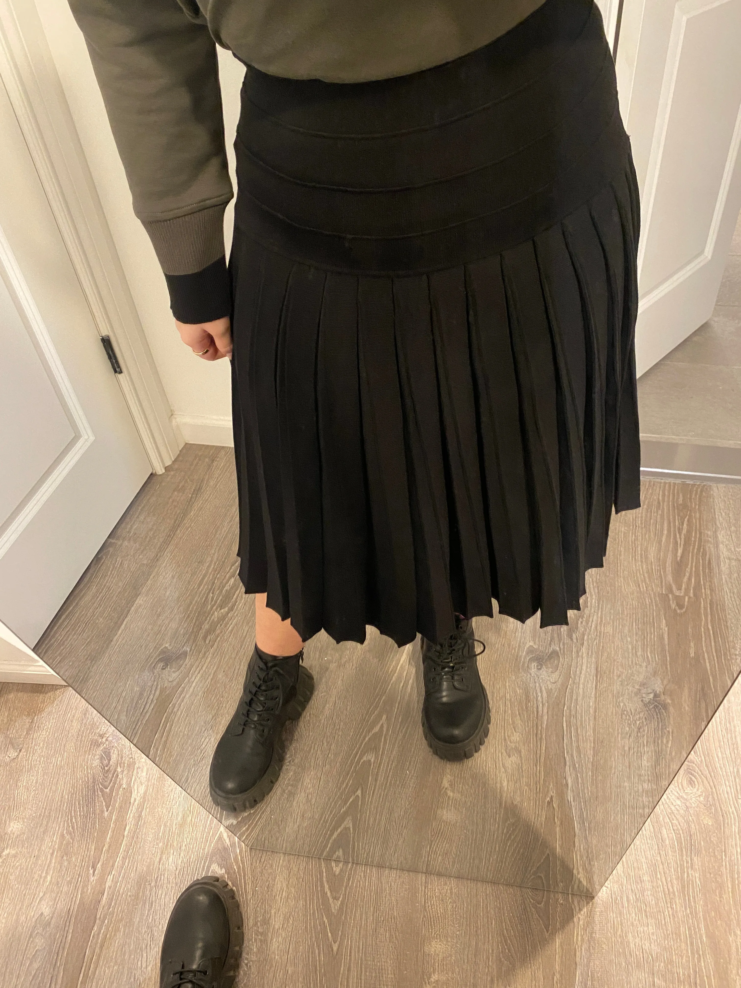 Drop Waist Front Pleated Skirt