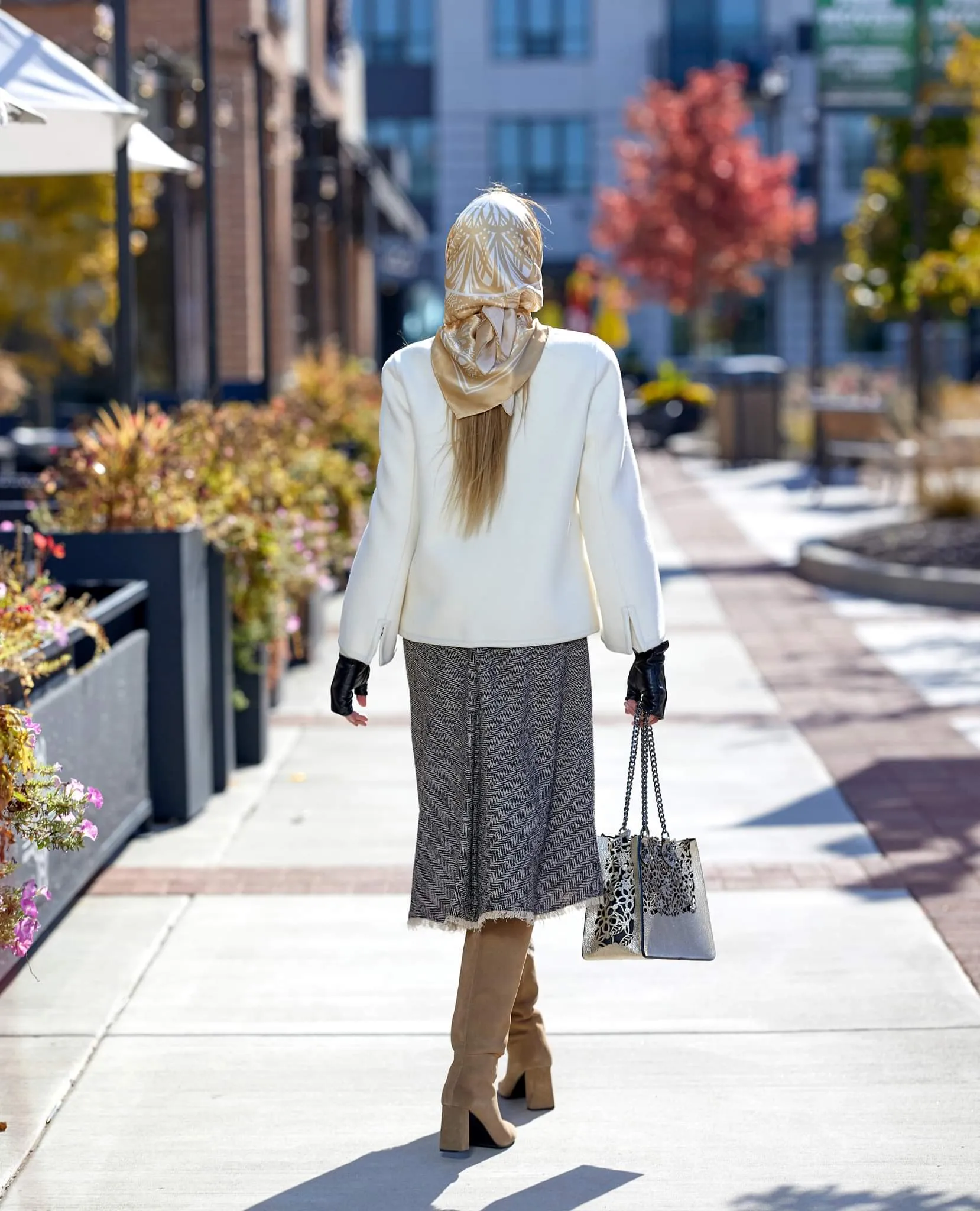 LADY AUTO Virgin Wool Tailored Coat Jacket White Leather Trim