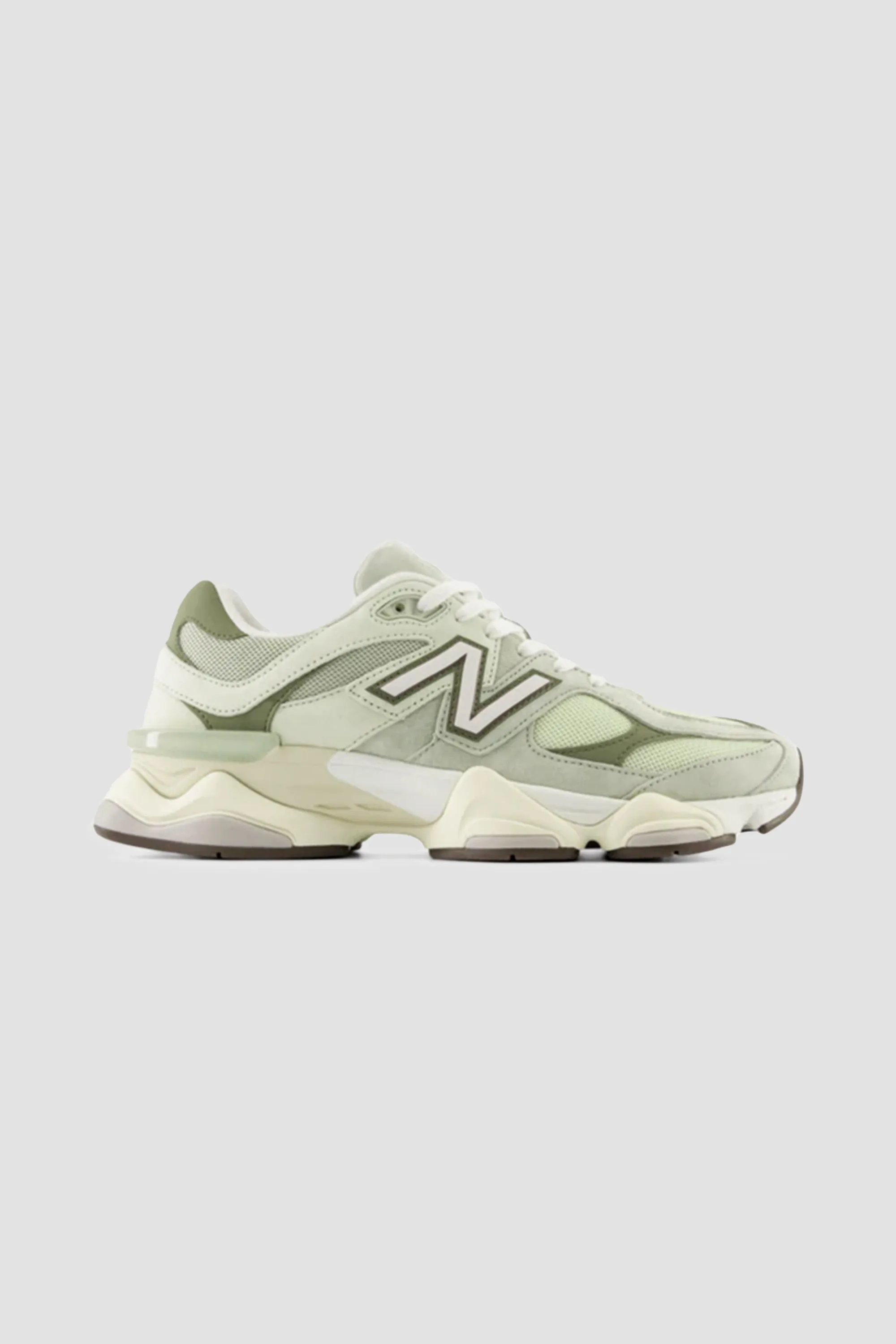 New Balance Unisex 9060 Sneaker in Olivine