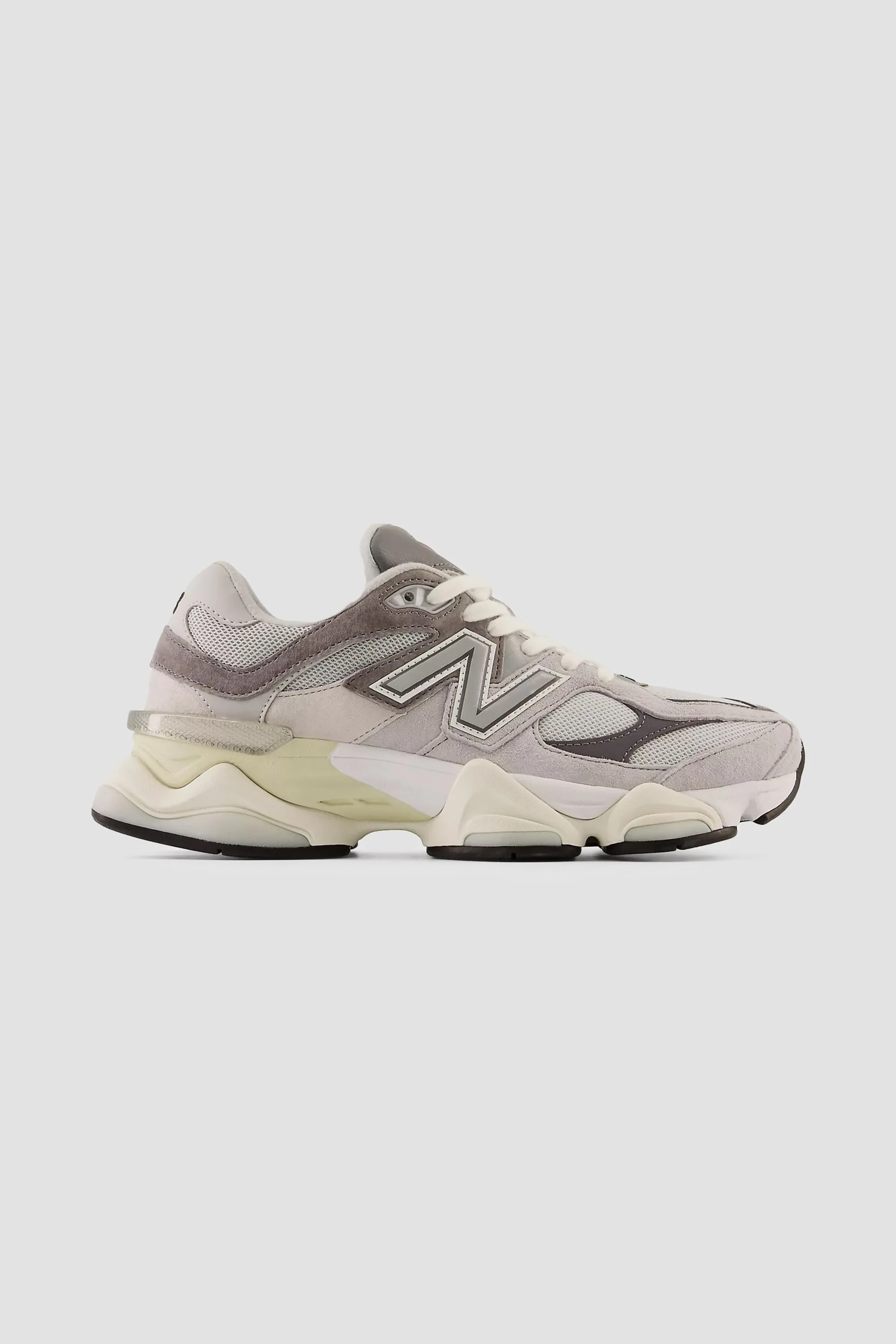 New Balance Unisex 9060 Sneaker in Rain Cloud with Castlerock and White