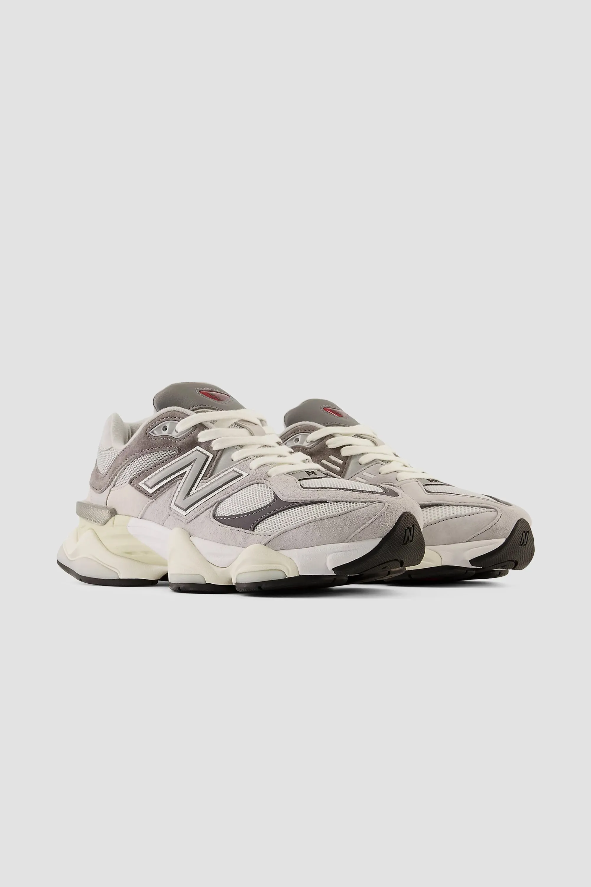 New Balance Unisex 9060 Sneaker in Rain Cloud with Castlerock and White