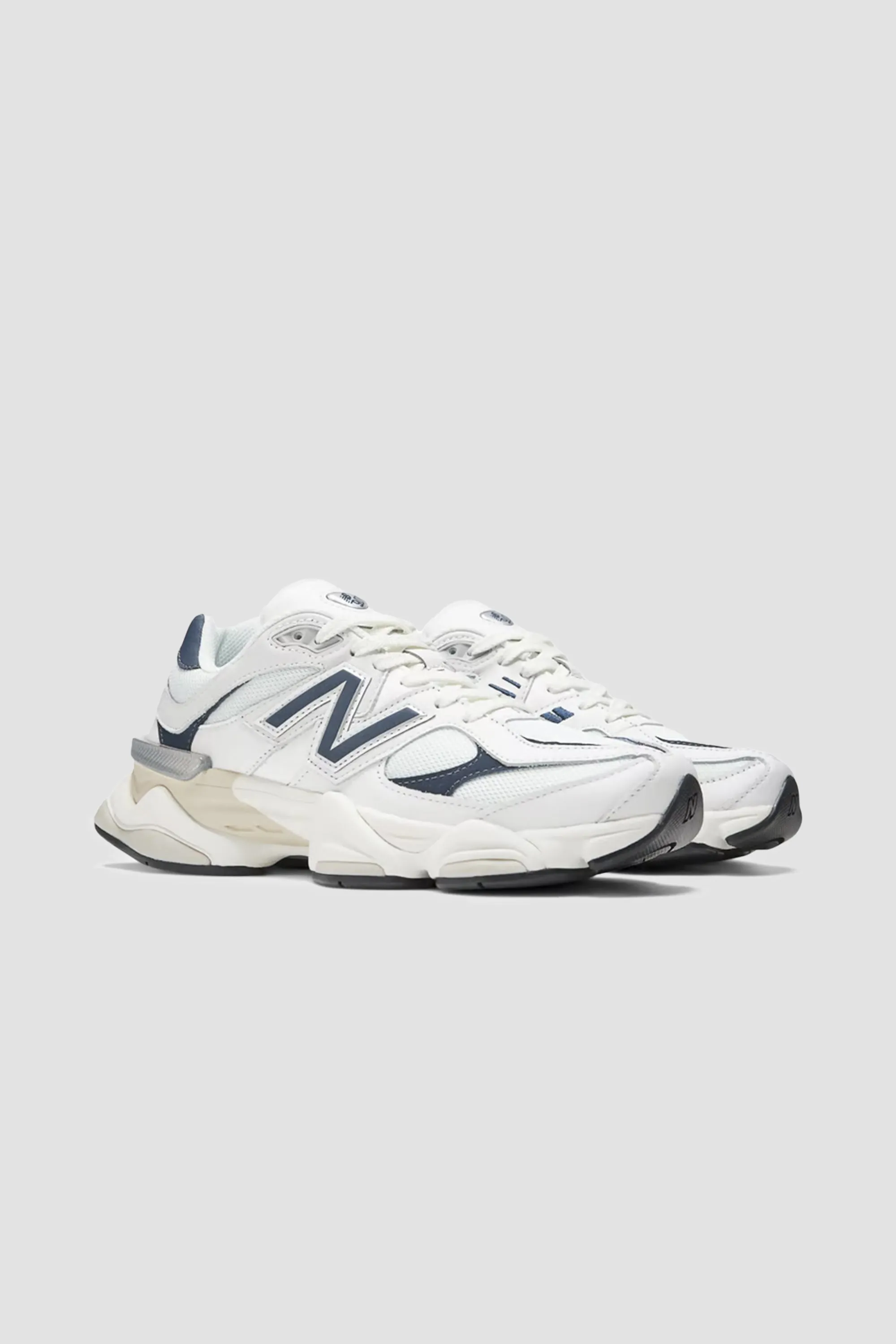 New Balance Unisex 9060 Sneaker in White/Navy