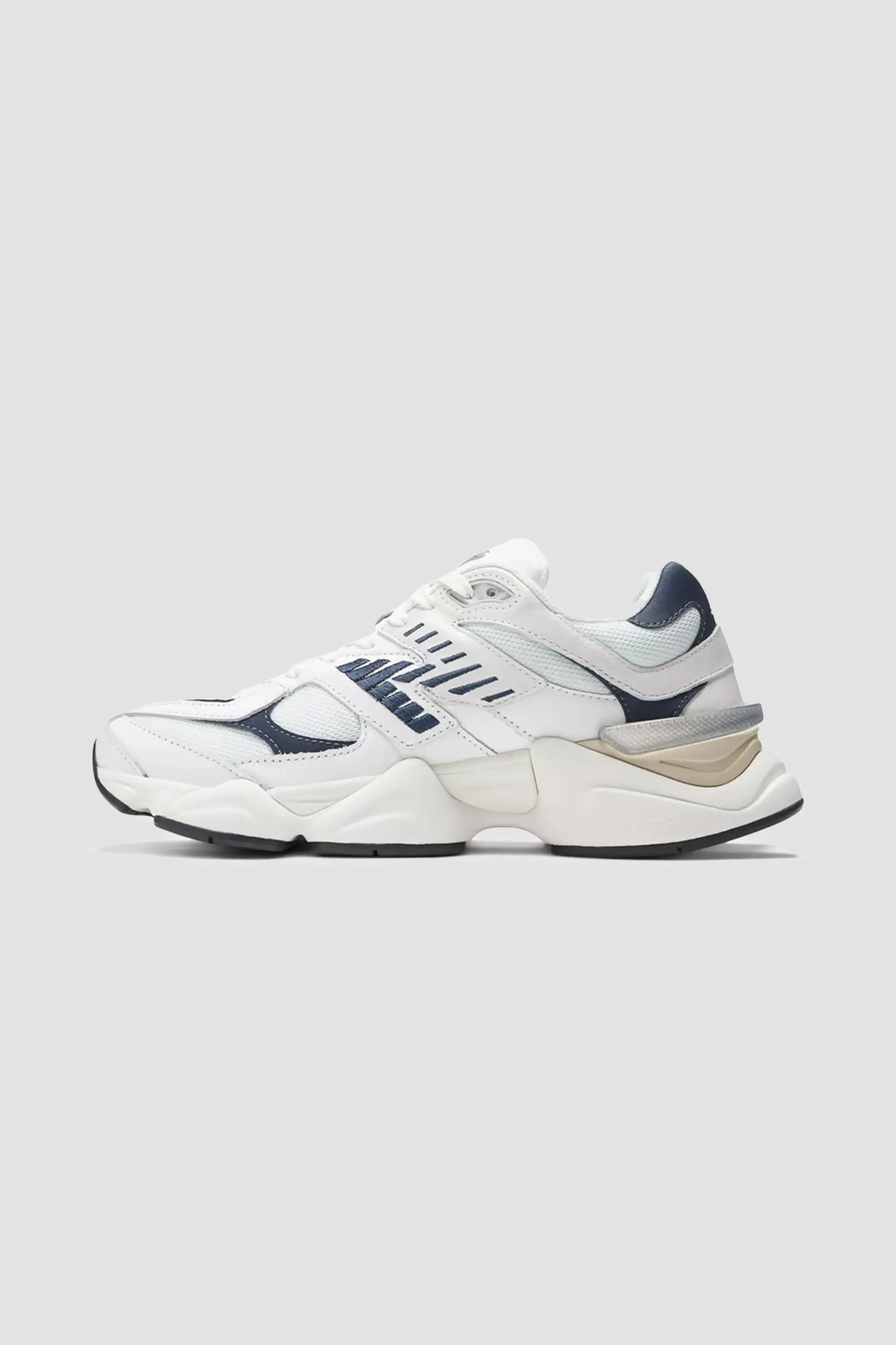 New Balance Unisex 9060 Sneaker in White/Navy