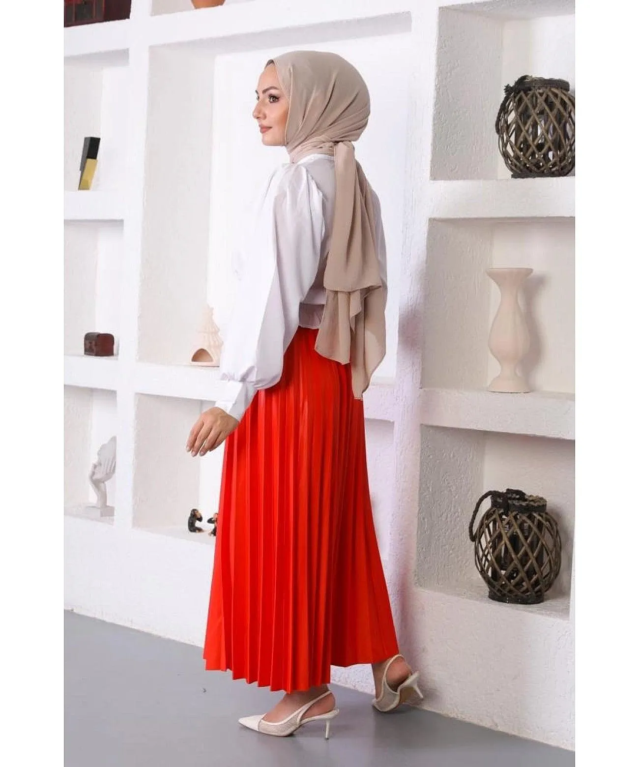 Pleated Long Maxi Skirt for Women - Red