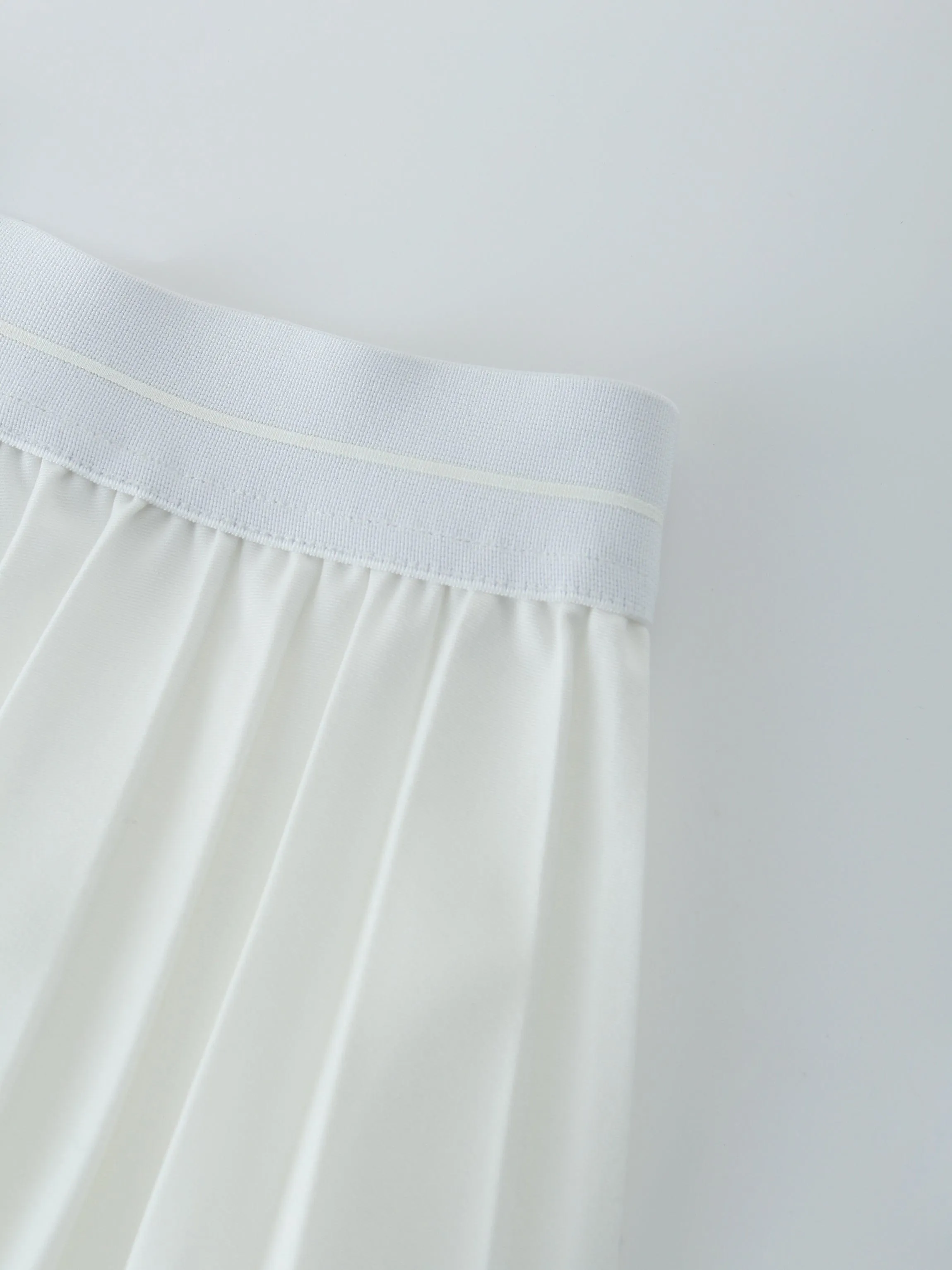 PLEATED SKIRT 37"- WHITE