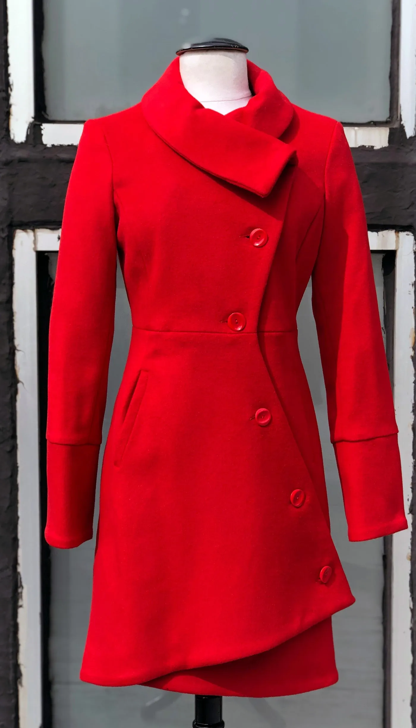 Swerve Coat  / Wool/Nylon/Cashmere /  Pomodoro Red