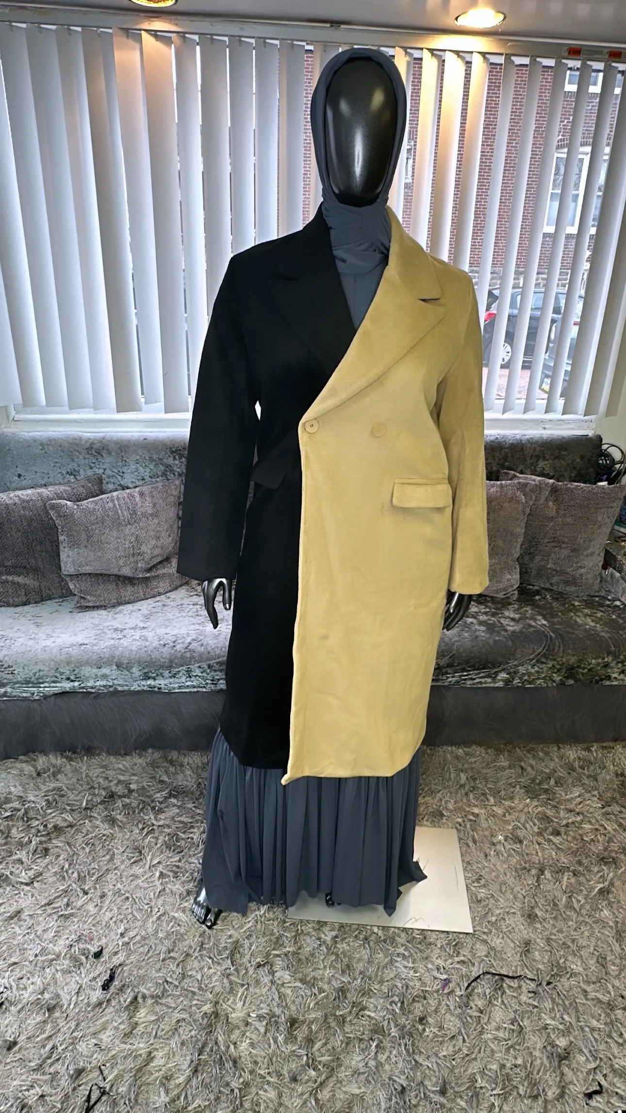 Yunique Coat