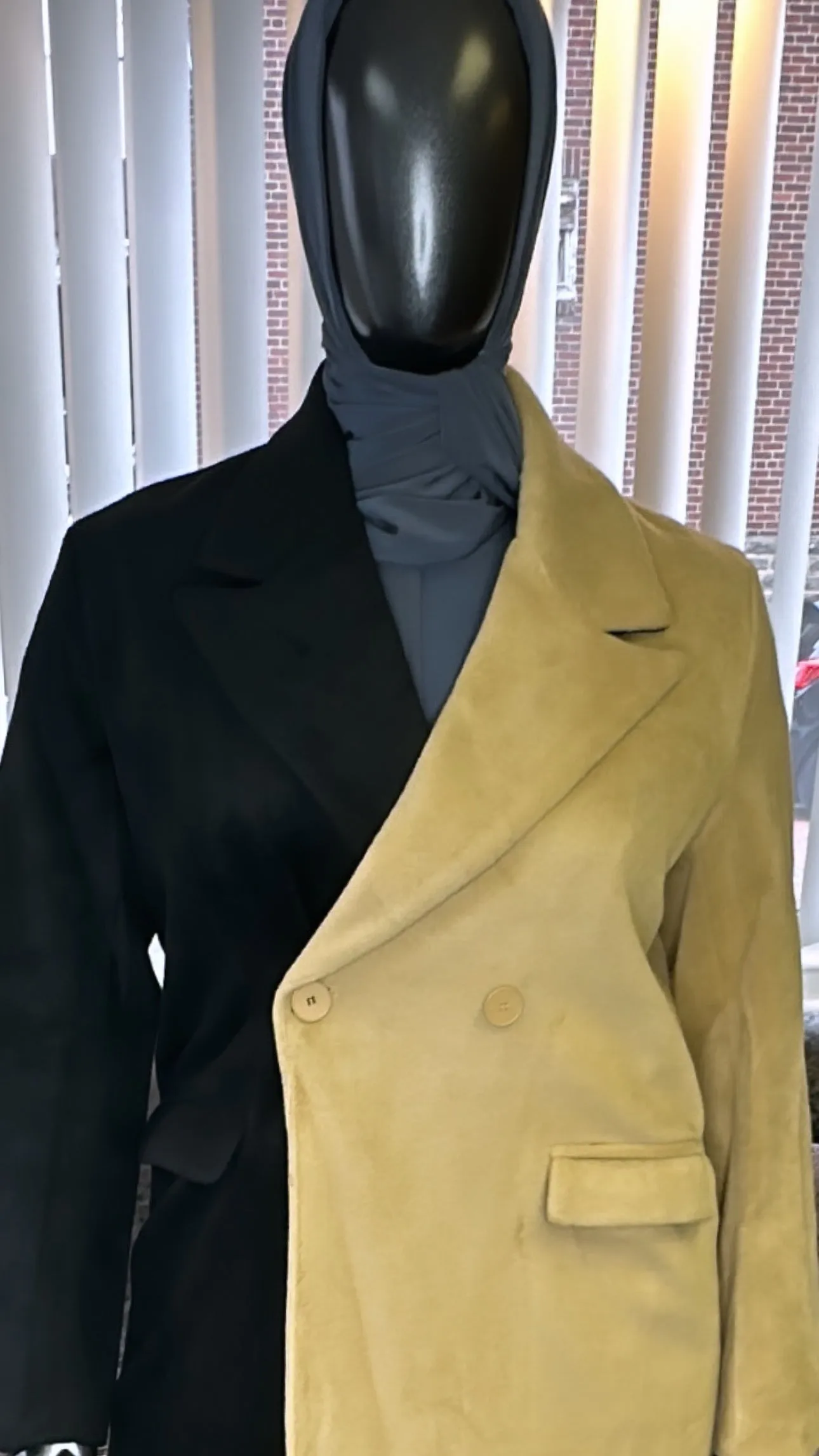 Yunique Coat